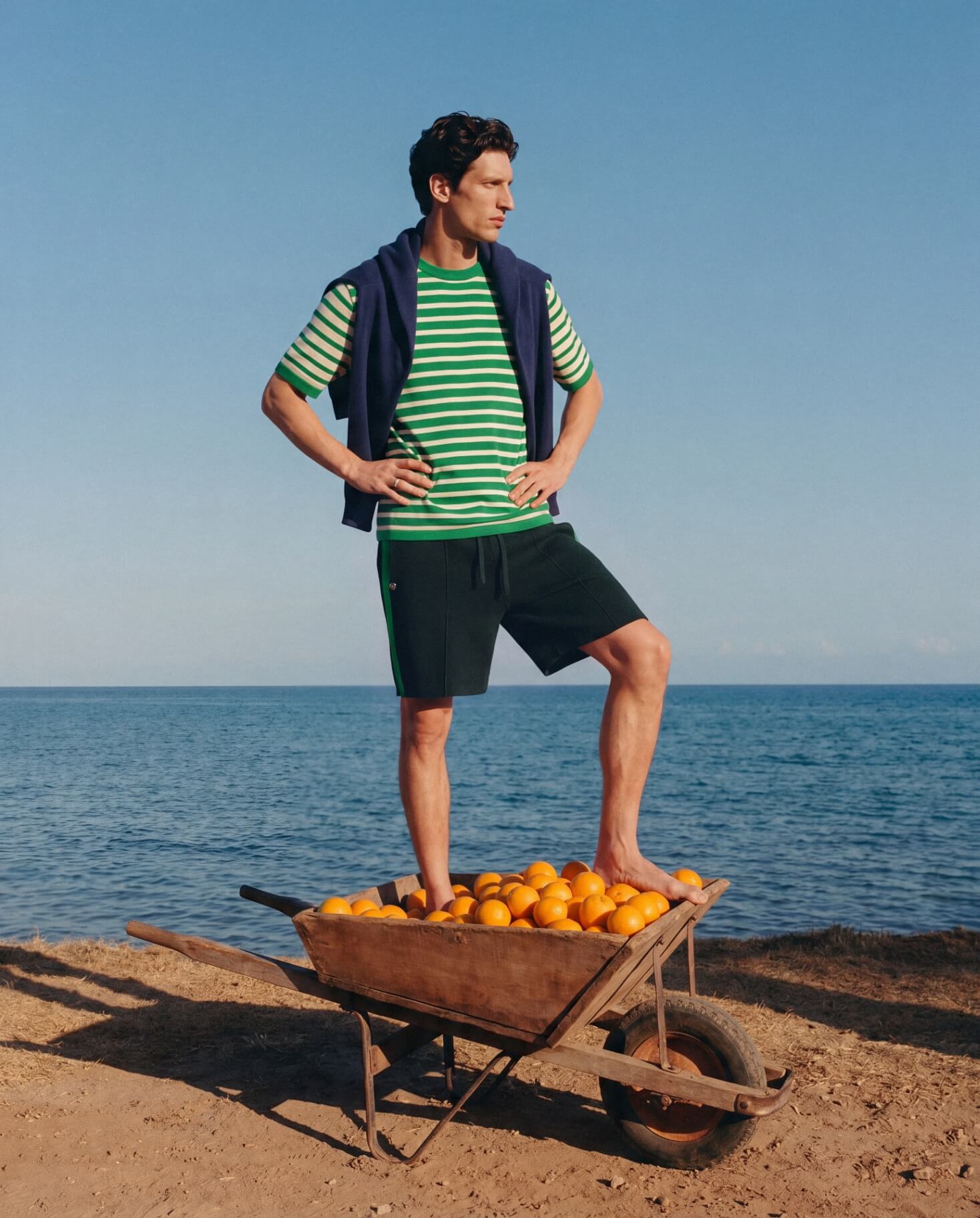 TROUSERS & SHORTS