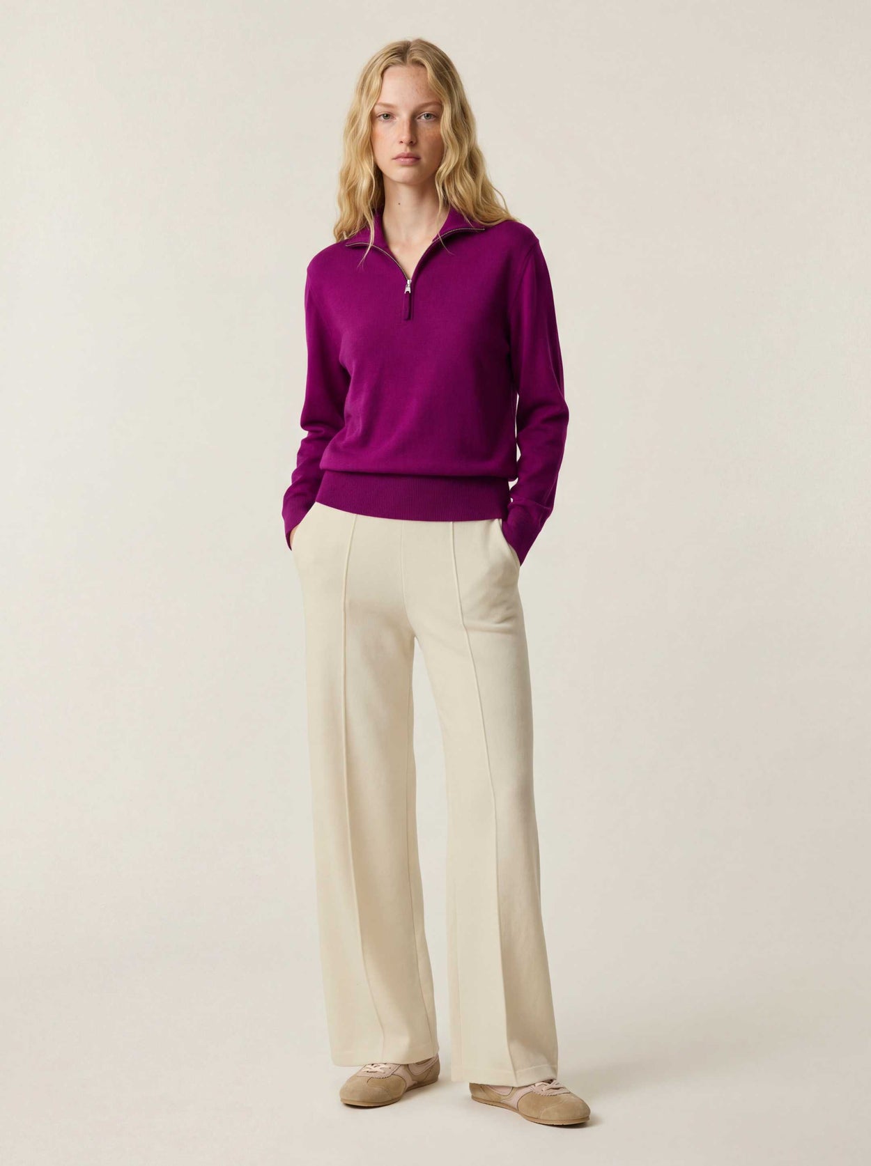 The Flow Trousers Raw White Female Image
