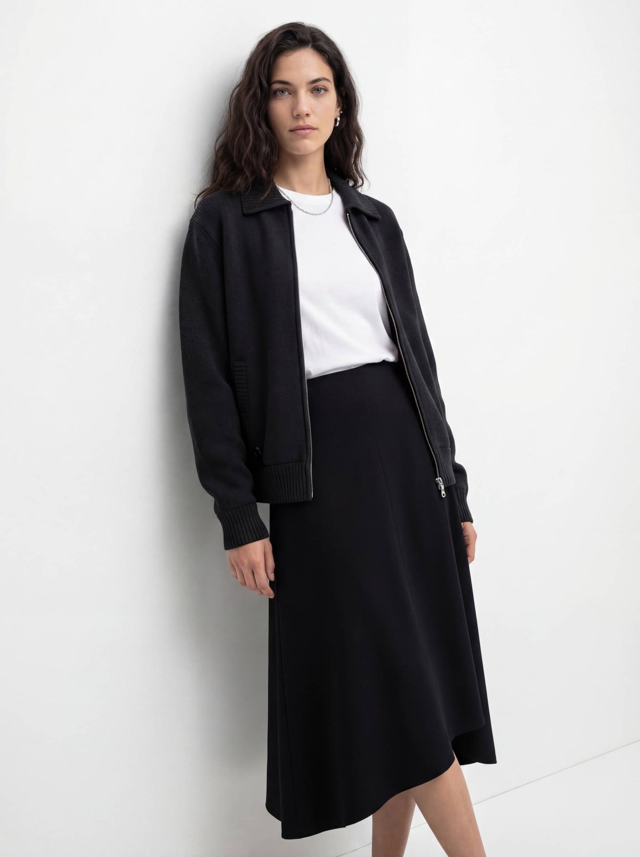 The Knitted Bomber Anthracite Black Female Image