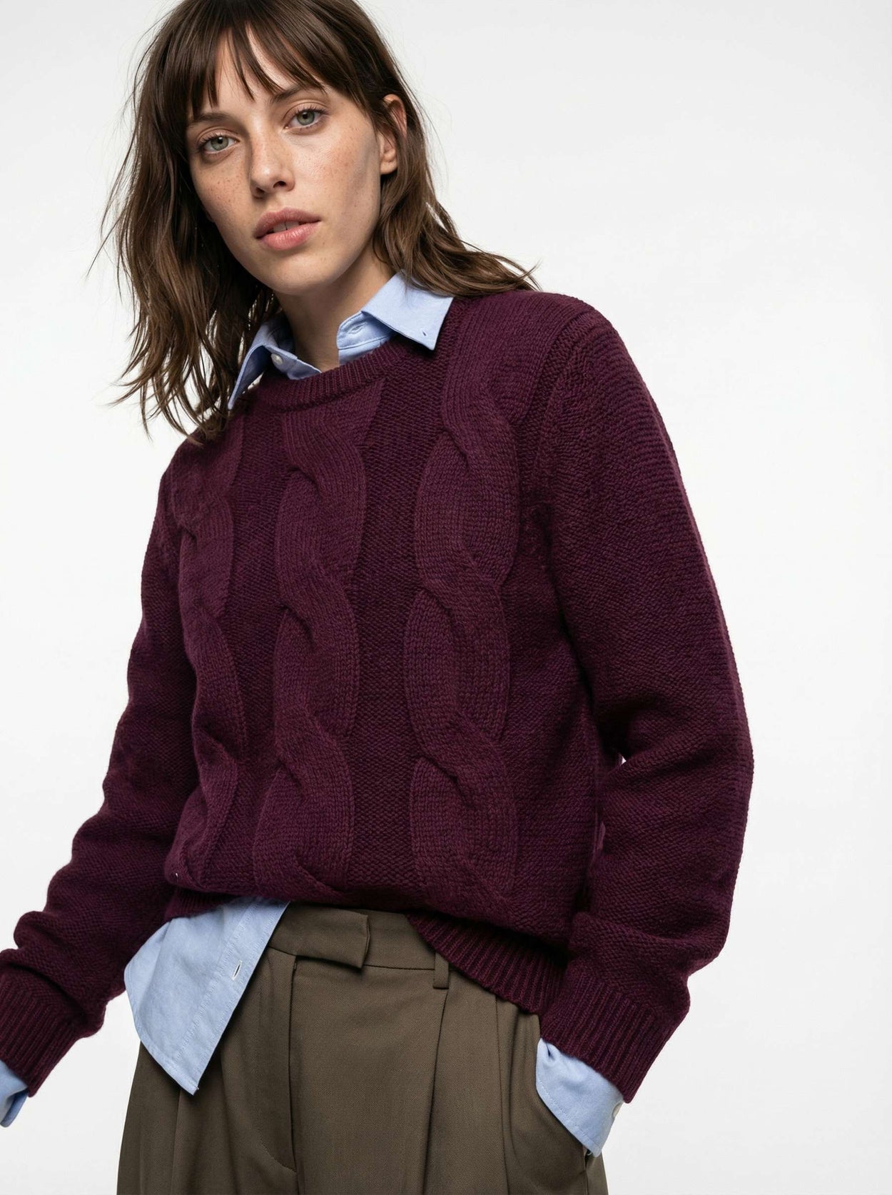 The Cable Knit Konini Burgundy Female Image