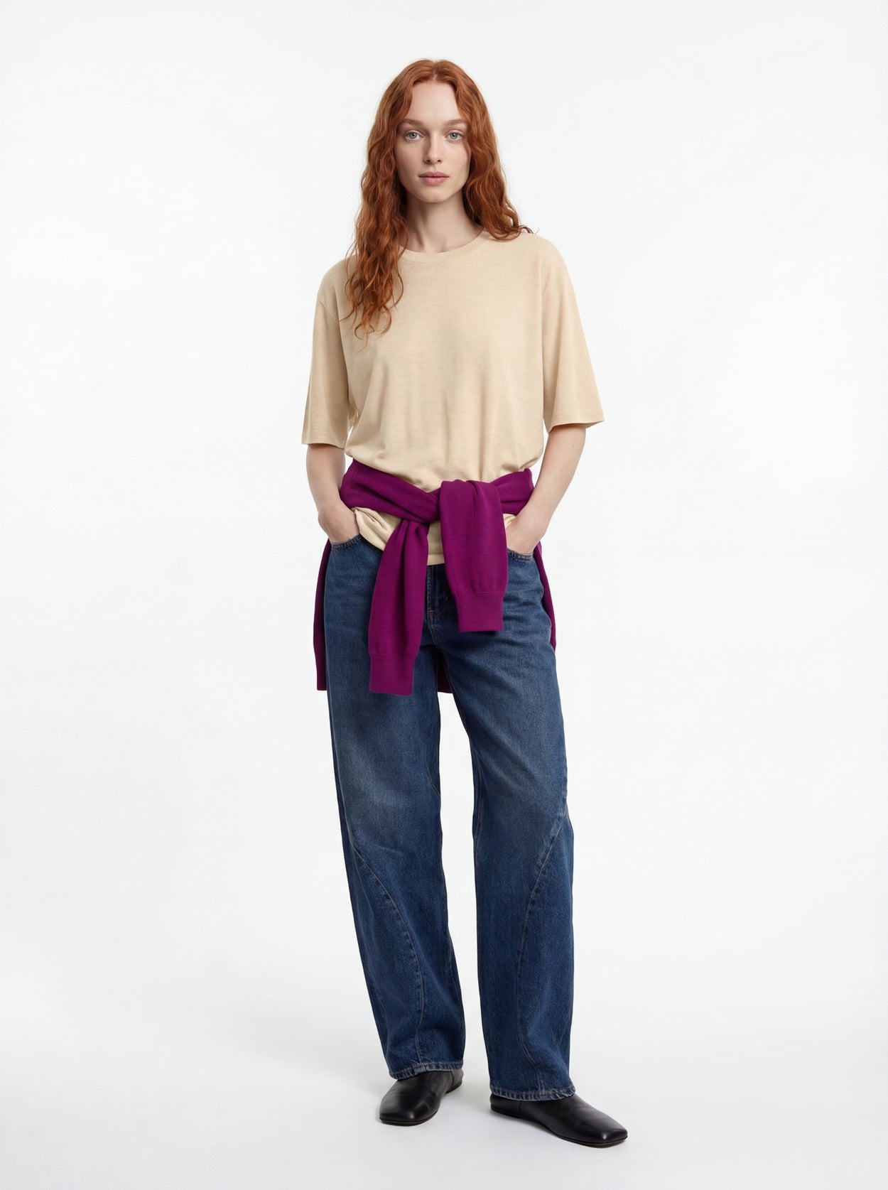 The Ultra-Light T-Shirt Almond White Female Image