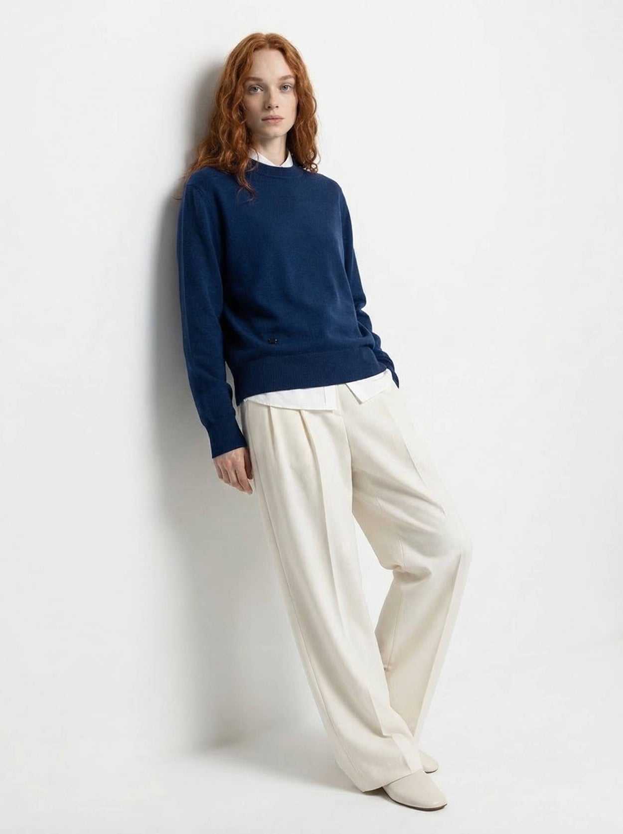 The Boxy Knitted Crewneck Tasman Blue Female Image