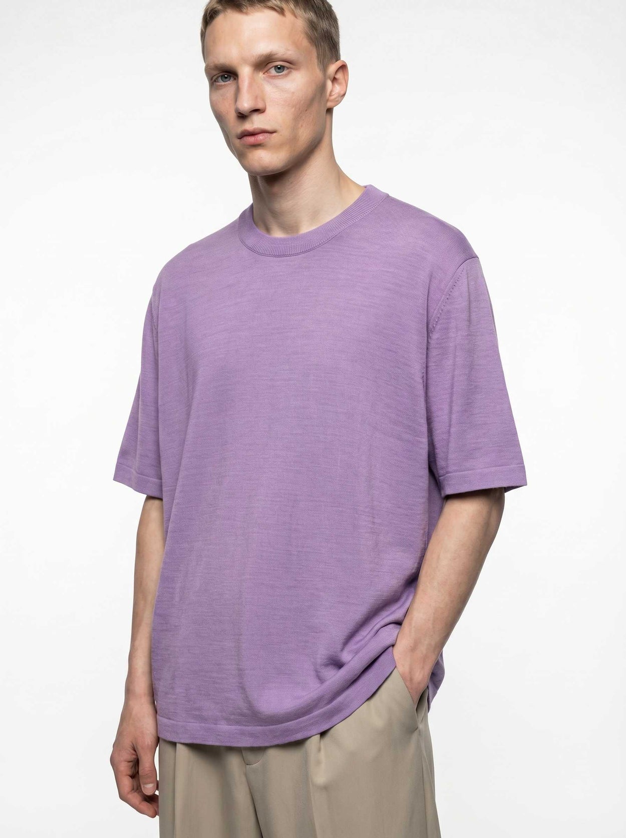 The Fine Knit T-Shirt Lupin Lilac Male Image