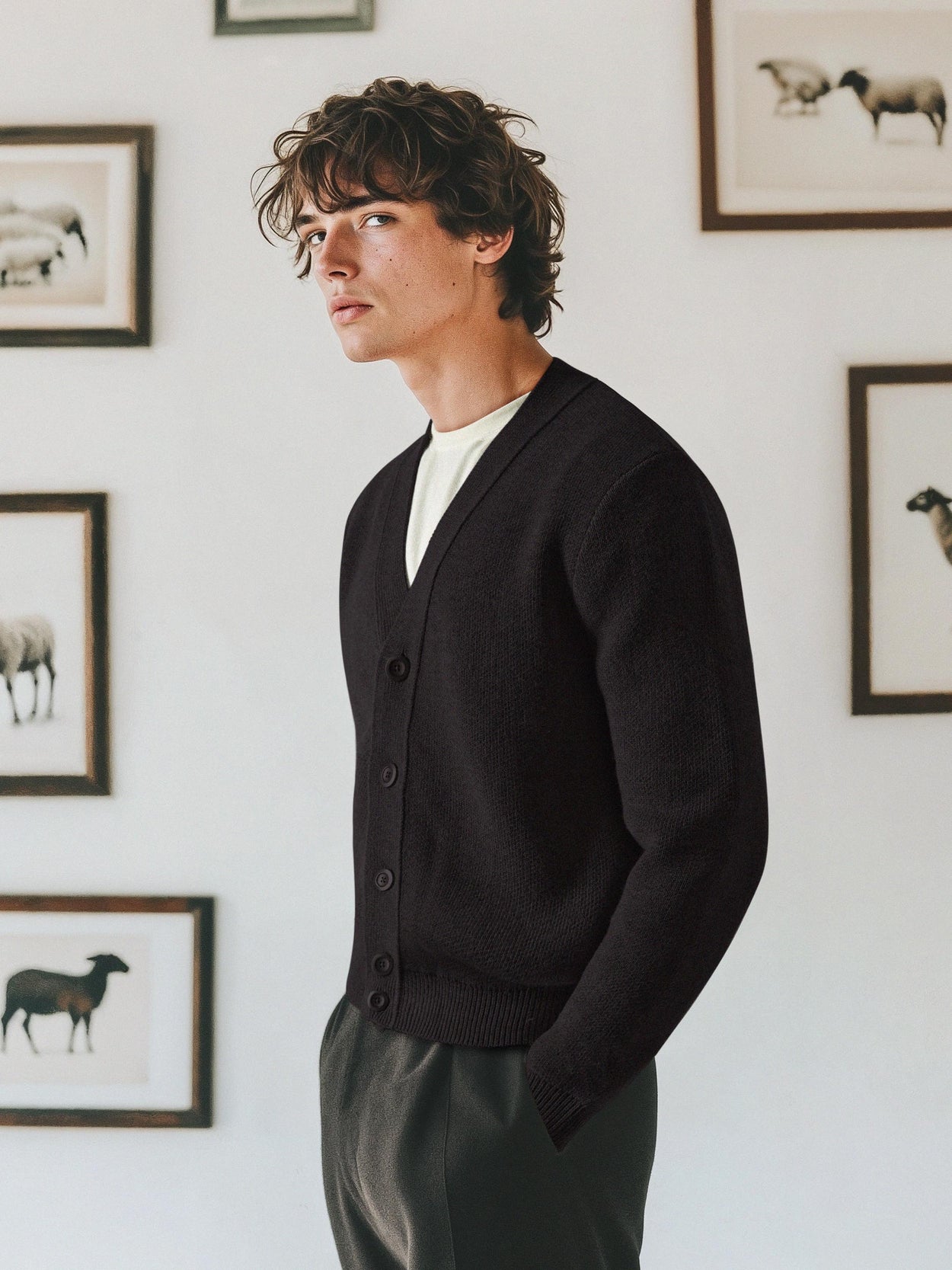 The Cardigan 2.0 Anthracite Black Male Image