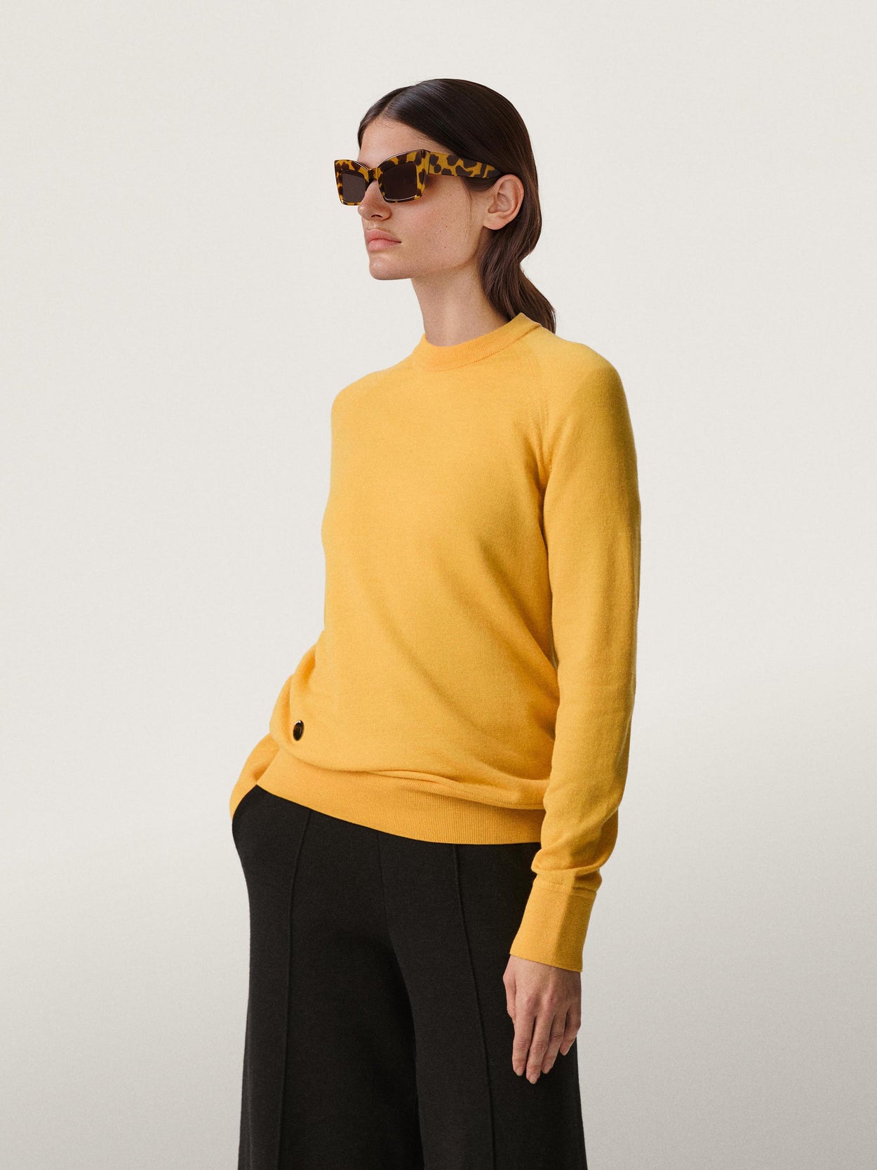 The Crewneck Light Sunflower Yellow Female Image