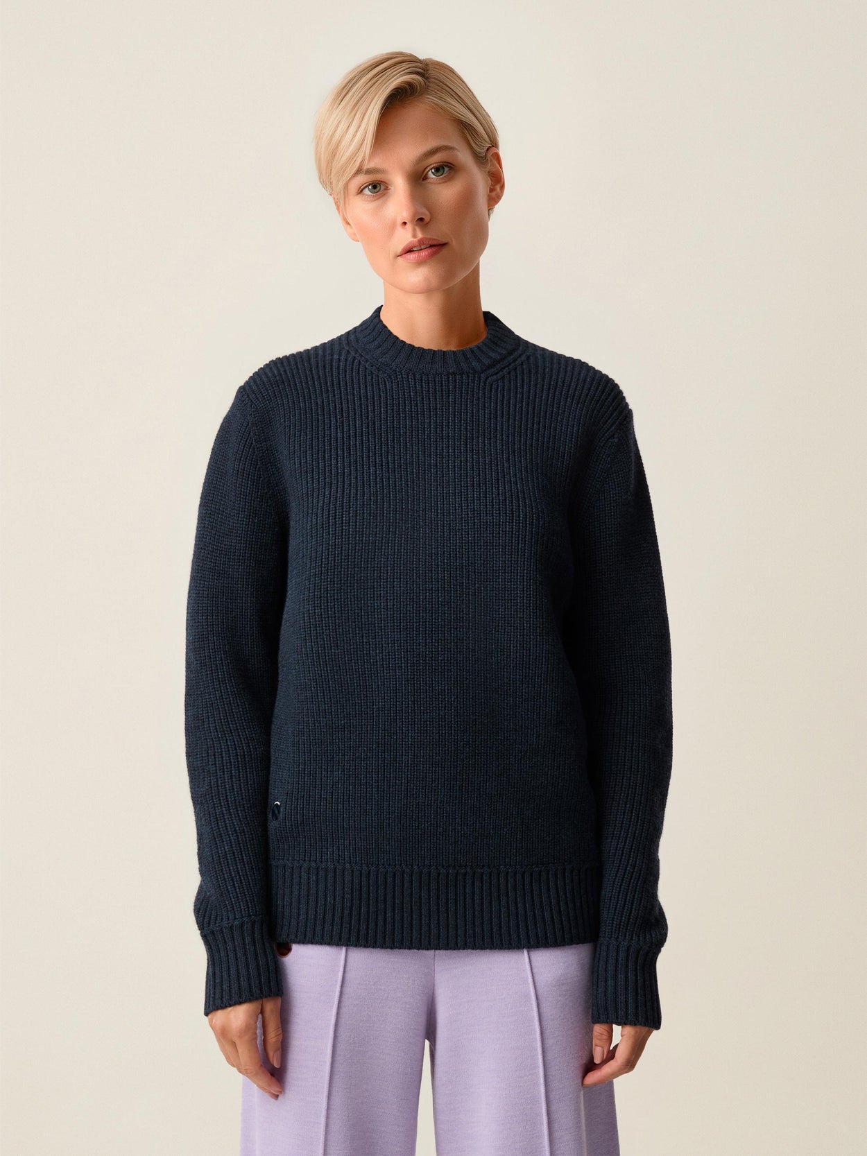 The Shepherd's Knit Crewneck Pacific Blue Female Image