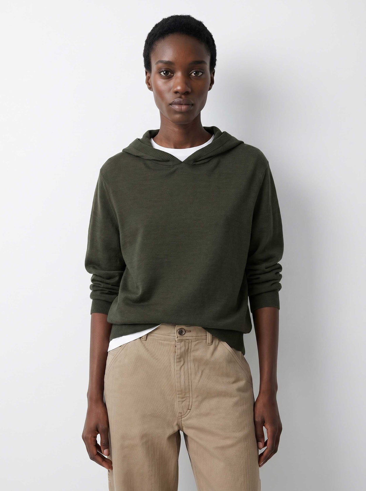 The Fine Knit Hoodie Moss Green Female Image