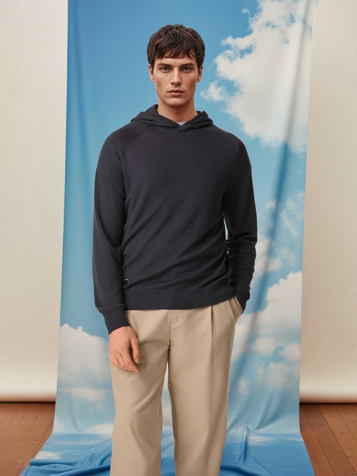 The Ultra-Light Hoodie Pacific Blue Male Image