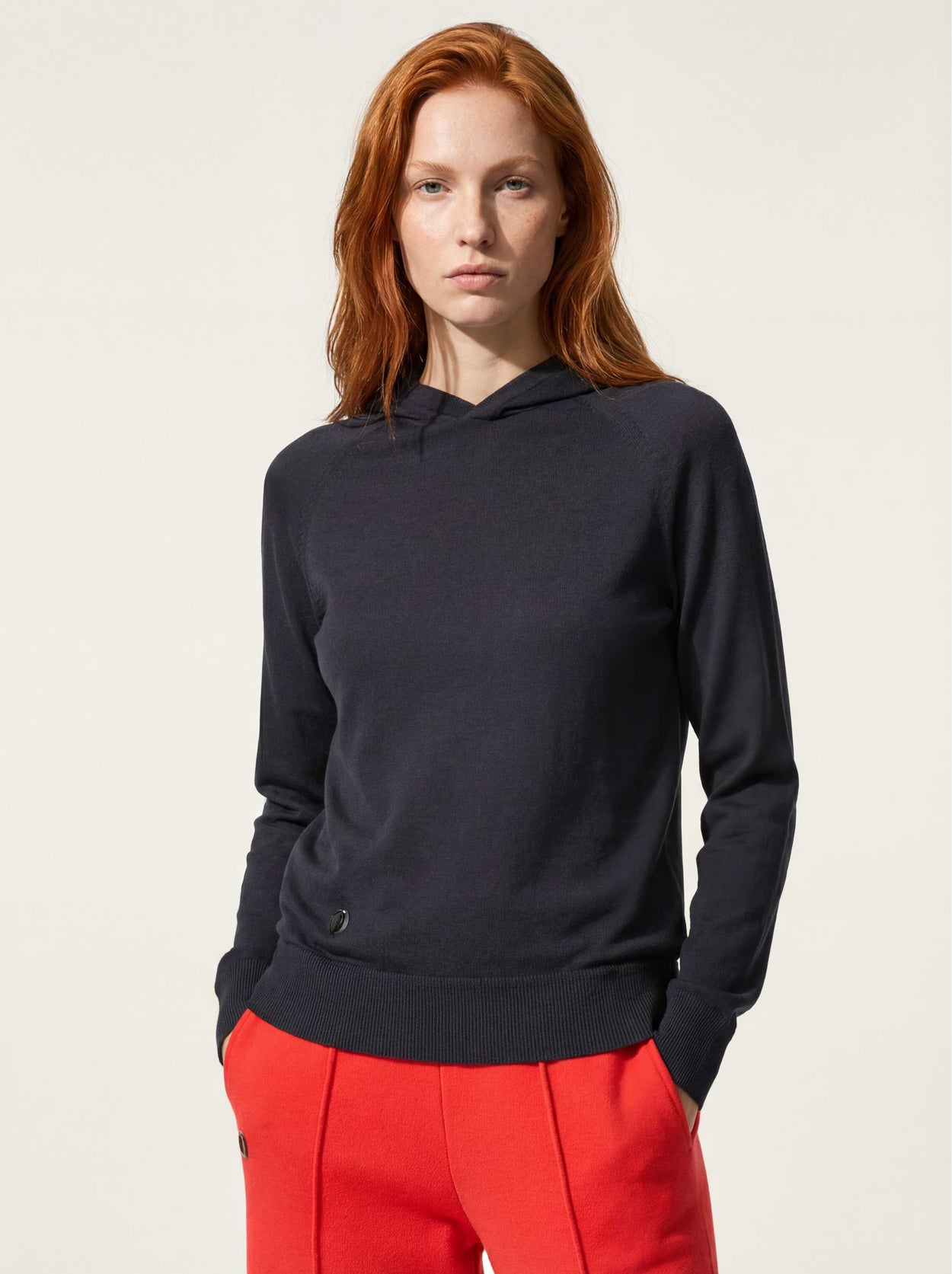 The Ultra-Light Hoodie Pacific Blue Female Image