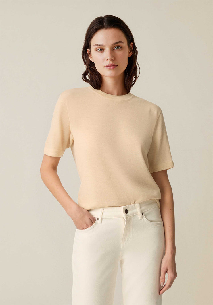 The Ultra-Light T-Shirt Almond White Image