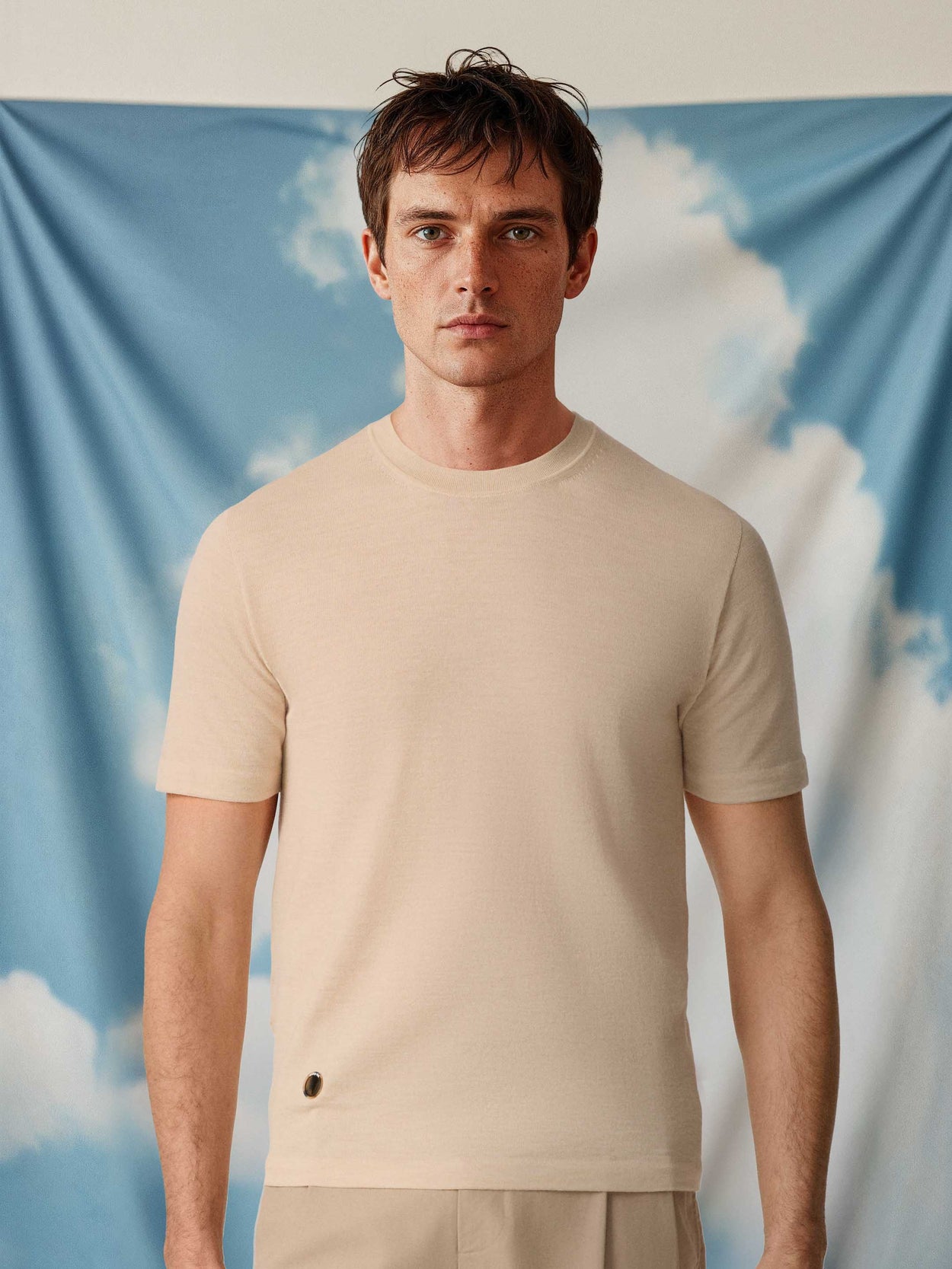 The Ultra-Light T-Shirt Almond White Male Image