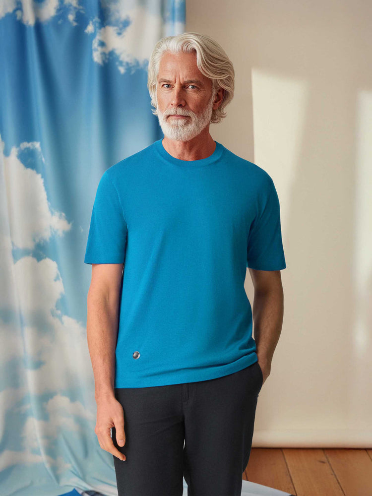The Ultra-Light T-Shirt Turquoise Blue Image