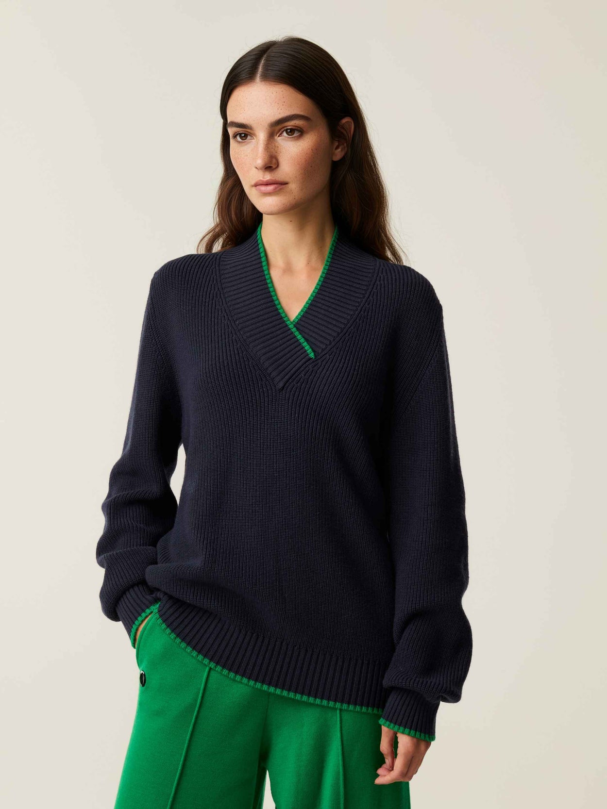 The Vale V-Neck Pacific Blue Female Image