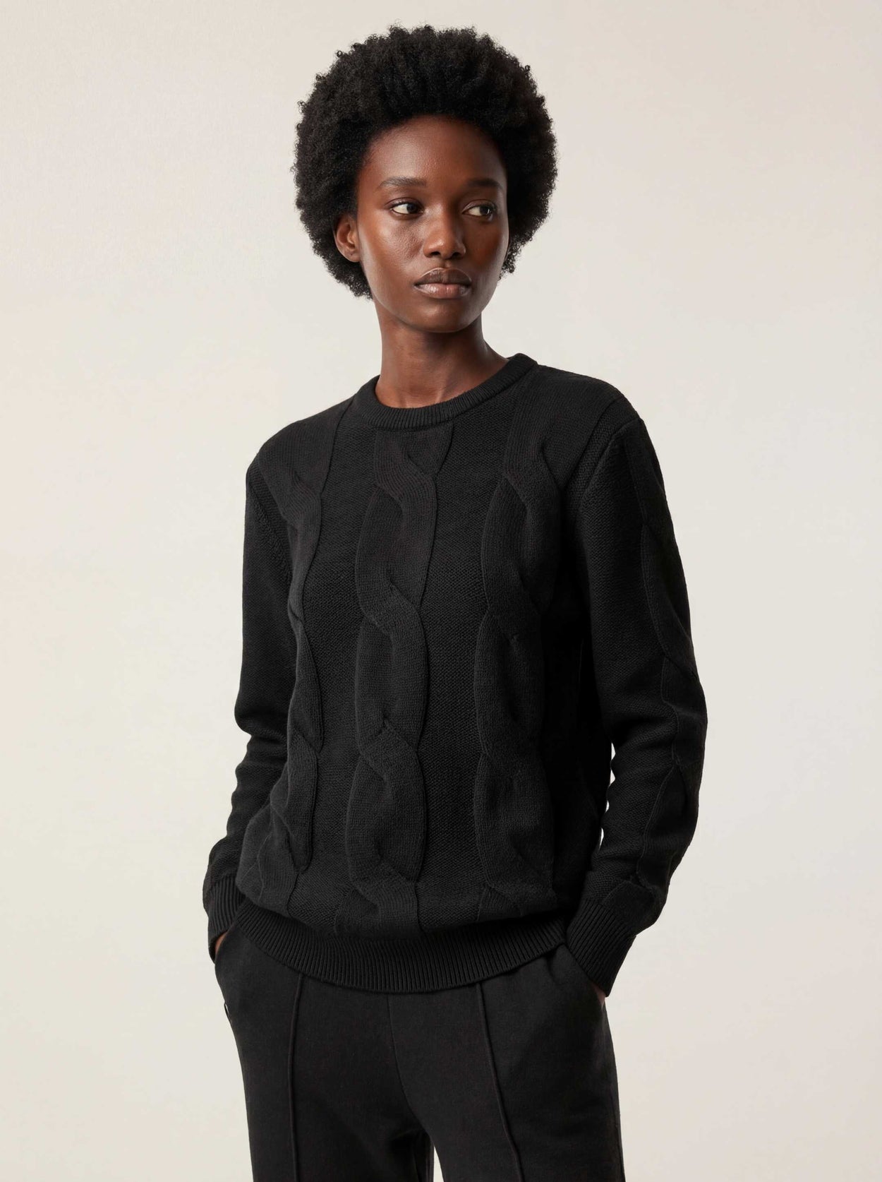 The Cable Knit Anthracite Black Female Image